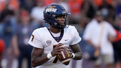 Finn’s 3 total TDs help Toledo beat UMass 41-24 for 5th straight victory